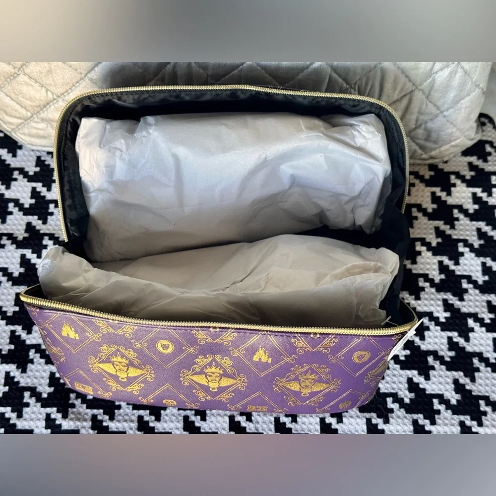 NEW B&BW 8pc Evil Queen Body Care Set & NWT Large  Cosmetic Bag, Disney Villains - Picture 7 of 12